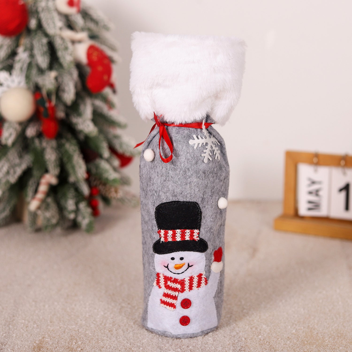 Christmas supplies red wine bottle covers elderly snowmen elk red wine bags household items