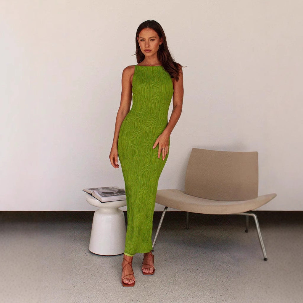 Backless water ripple sleeveless sexy dress with slim fit and hip hugging skirt for women