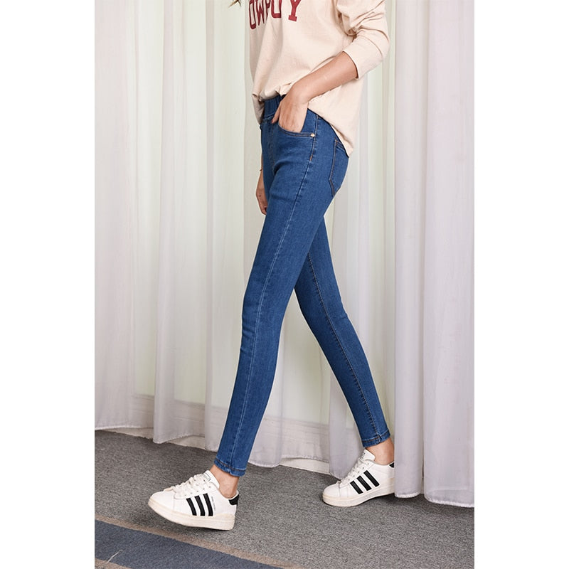 Casual 6XL Elastic Waist Jeans Woman Plus Size High Waist Solid Autumn Winter Denim Cotton Elasticity Denim Pants