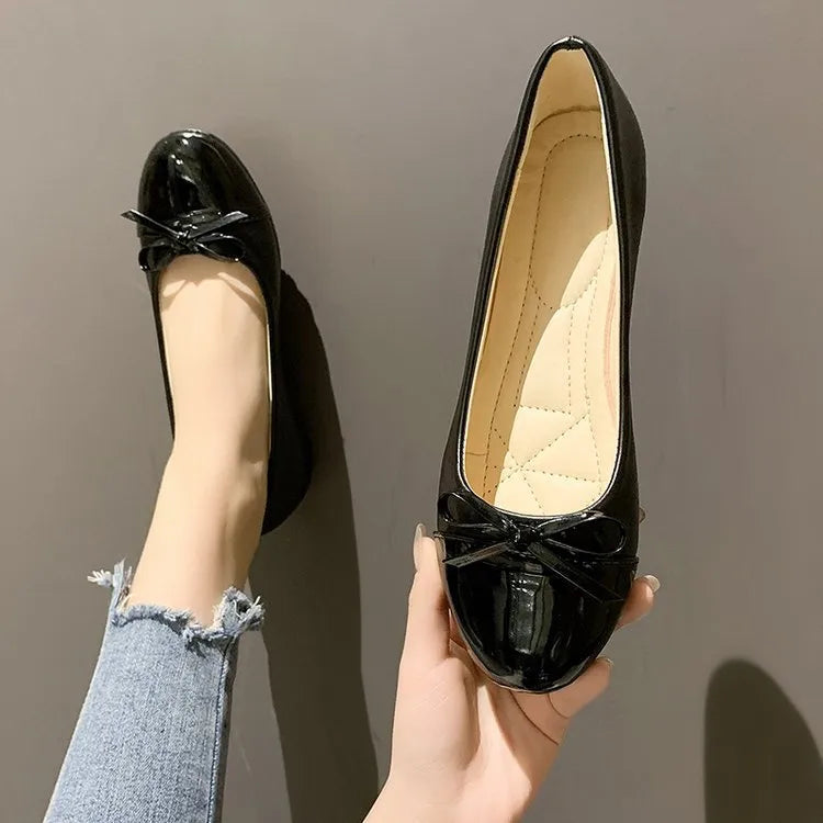 Flat bottomed shallow mouth bean shoes with round toe and simple French bow single shoes